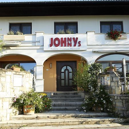 Gästehaus Weinhandl&Johnnys Pizzeria Podersdorf am See Exterior foto